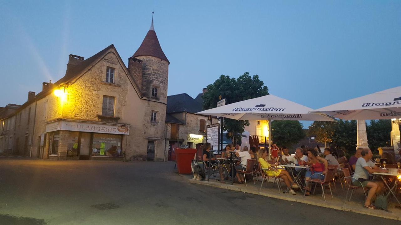 Au Soleil Couchant Bed & Breakfast Saint-Julien-de-Lampon Exterior photo